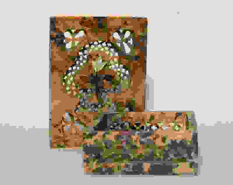 A-537 – Kleine Schmuck- oder Räucherdose aus Speckstein